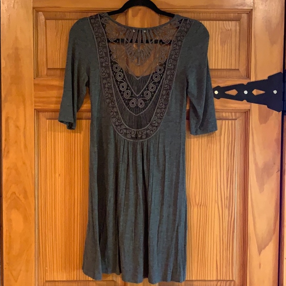 Lace back grey day dress!